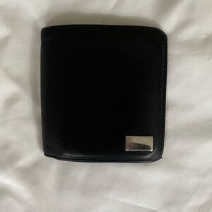Men’s Gucci wallet